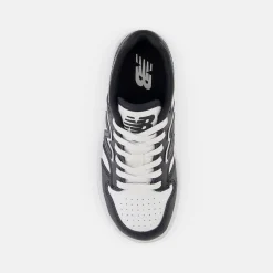 480 - Black with White