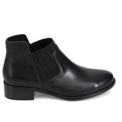 Camanda - Black