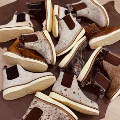 Cowhide Lechera - Size 7.5