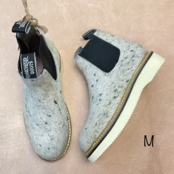 Cowhide Lechera - Size 7.5