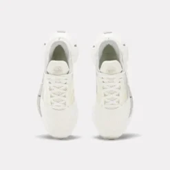 Floatzig 1 - Chalk/Alabaster/Grey1