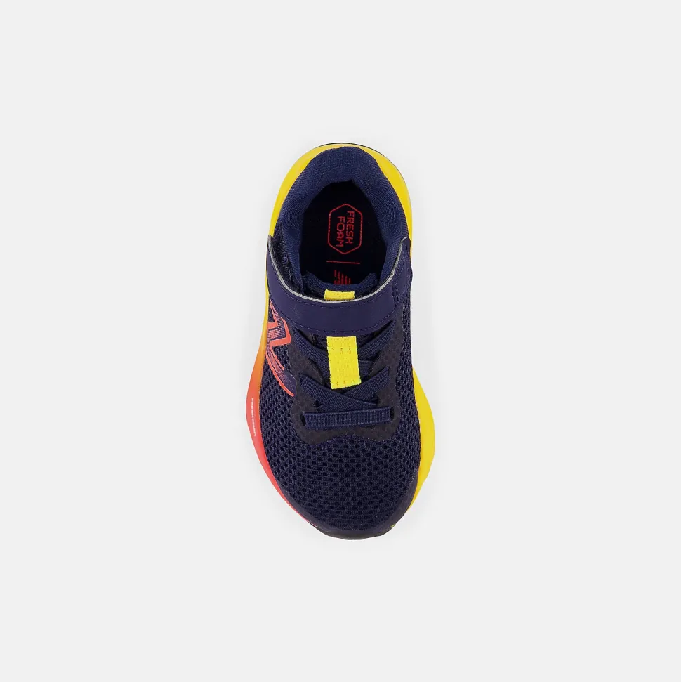 Fresh Foam Arishi v4 Bungee Lace with Top Strap - Team Navy with Electric Red