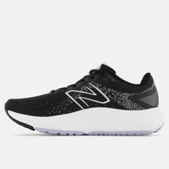 Fresh Foam Evoz v2 - Black with White