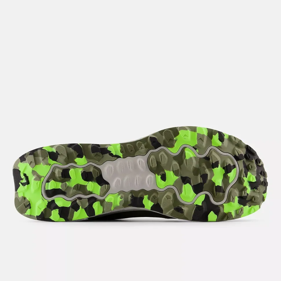 Fresh Foam Garoé - Dark Camo with Black