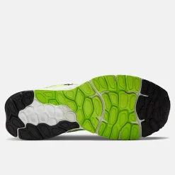 Fresh Foam 880v12 - Pixel Green with Black