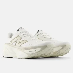 Fresh Foam X More v5 - White with Sea Salt