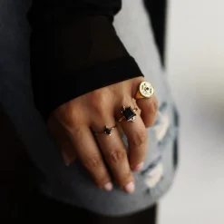 Mini Diana Ring - Black Onyx