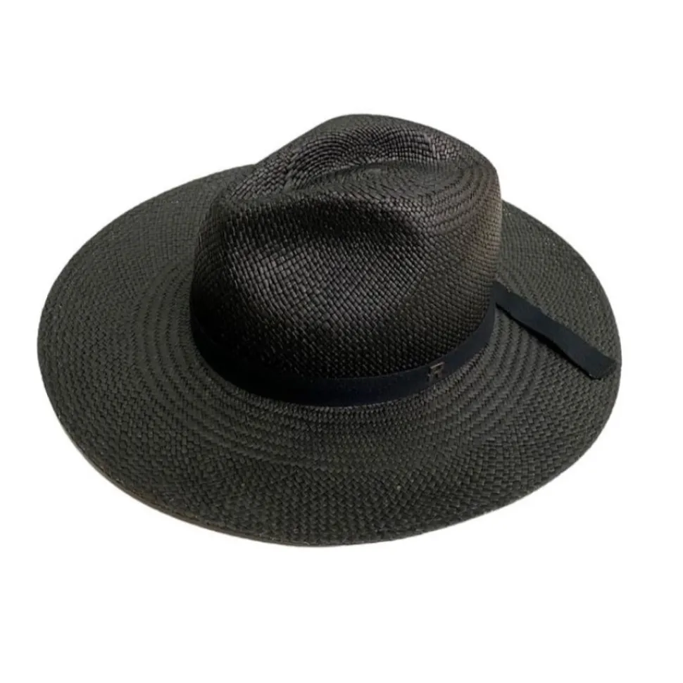 Paros - Black