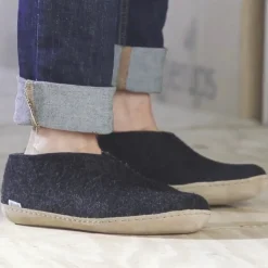 Shoe with Leather Sole - Charcoal