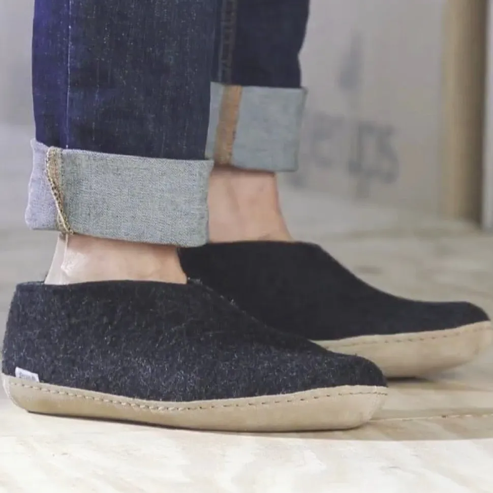 Shoe with Leather Sole - Charcoal
