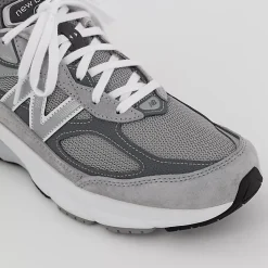 990v6 - Grey
