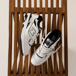 550 - White with Black